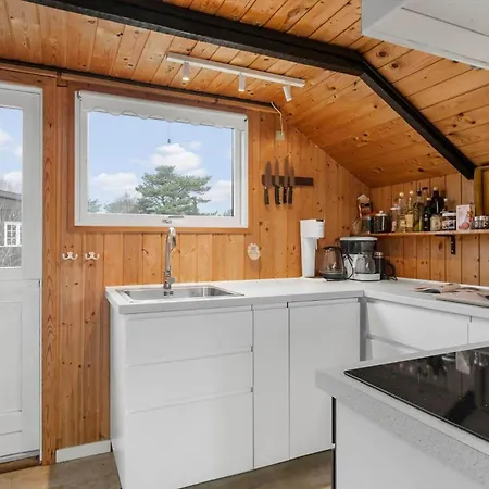 Tv1692-albaek-solbaervej-4 * Ålbæk